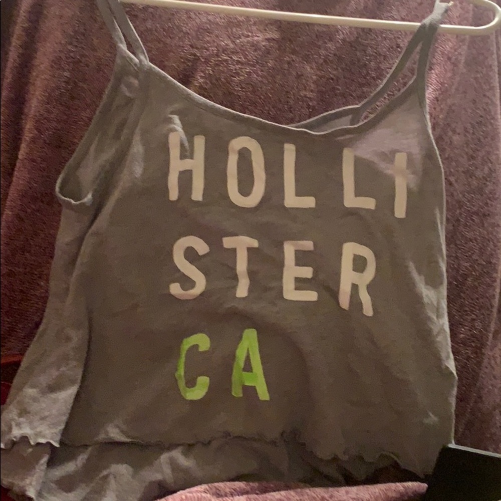 Junior spaghetti strap crop top